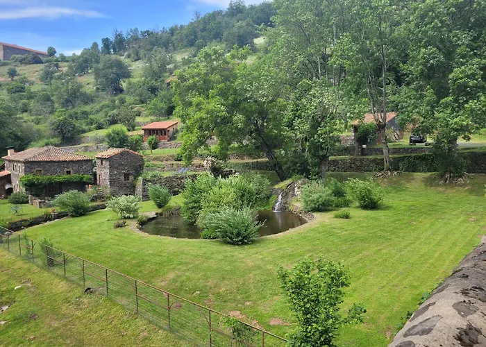 Le Moulin