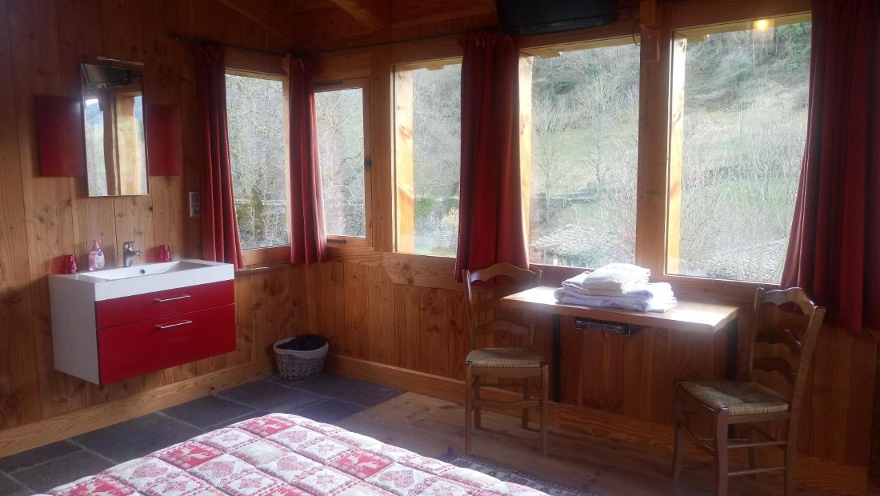 Le Moulin Bed & Breakfast Saint-Arcons-d'Allier