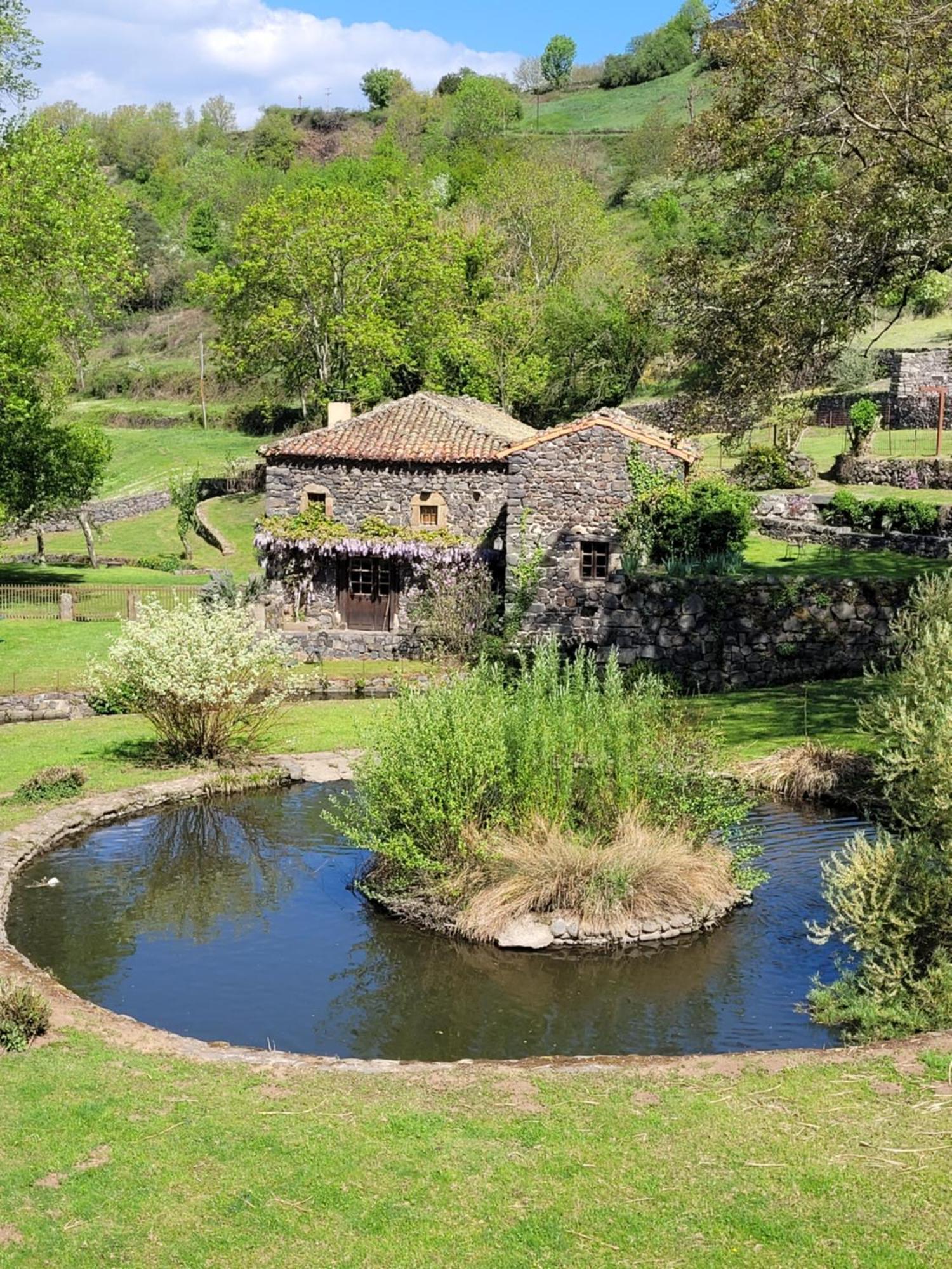 Le Moulin Bed & Breakfast